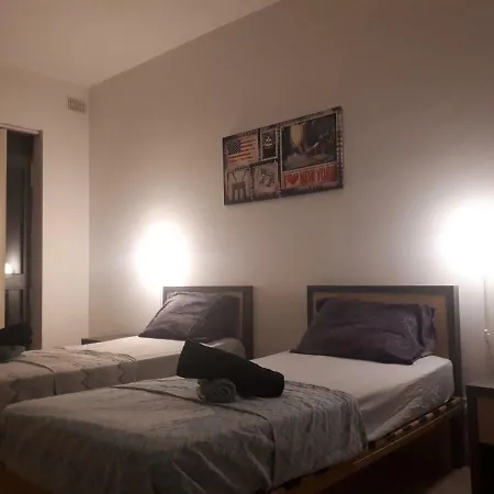Gæstehus Double Bedroom With Private Bathroom/balcony Near Sea Tal-Hriereb