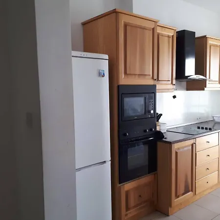 Double Bedroom With Private Bathroom/balcony Near Sea *